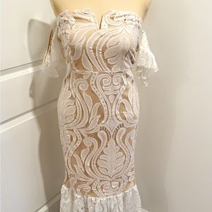 PLT Mermaid off shoulder lace dress NWT US sz 10